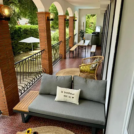بيت للعطل Maison De Angresse